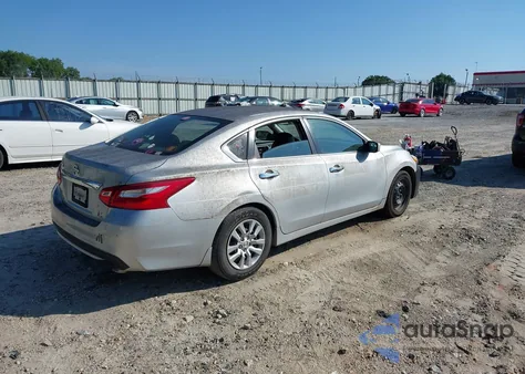 2017 Nissan Altima 2.5 S z USA, uszkodzony, nr VIN 1N4AL3AP4HC491004
